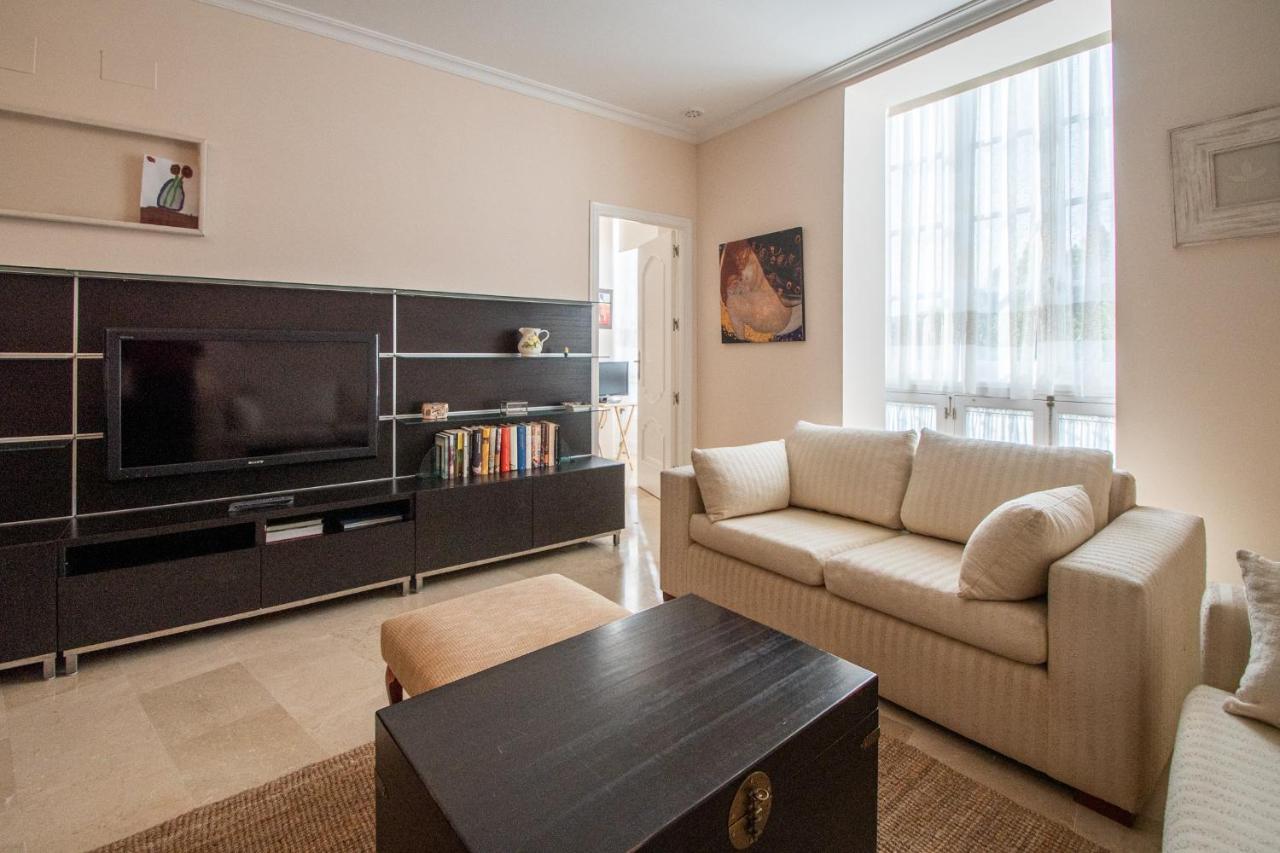 Apartamento El Meridiano De Cadiz Bagian luar foto